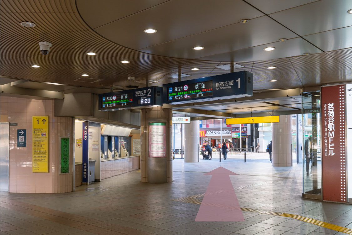 茗荷谷駅出口1