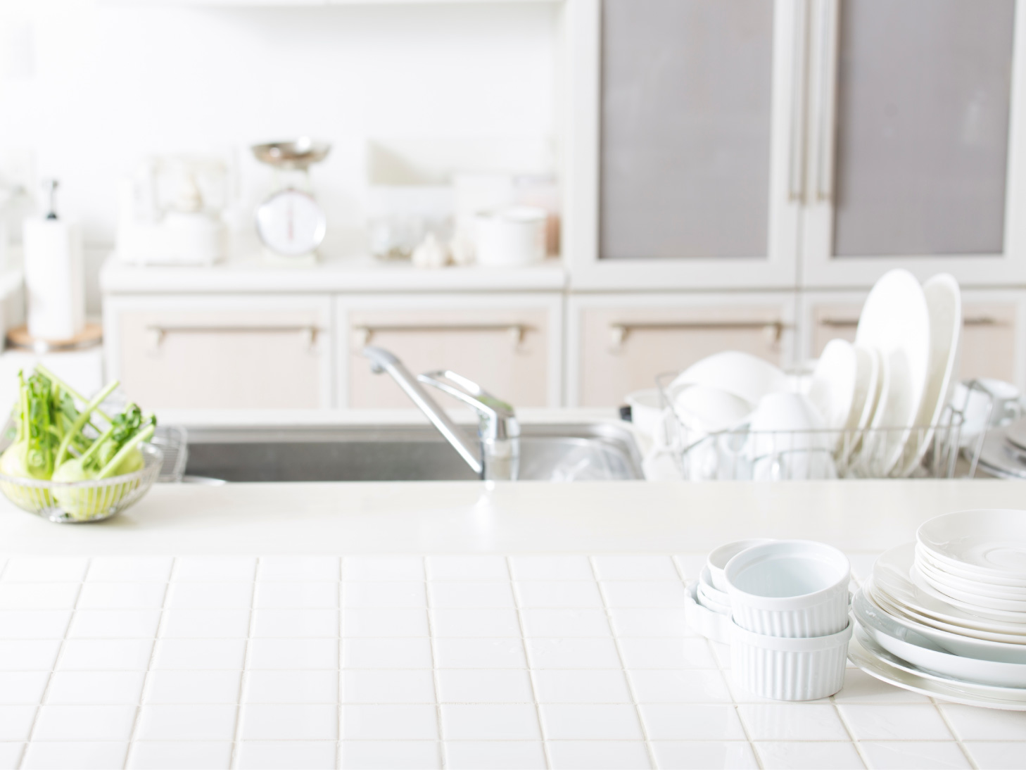 後悔しないキッチンシンク選び。スポンジや食器用洗剤がすっきり収納できるタイプとは!?
