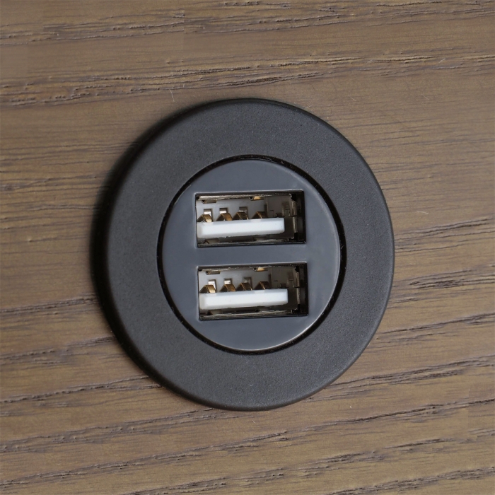 USB電源　ビルトインコンセントキットAC100V専用