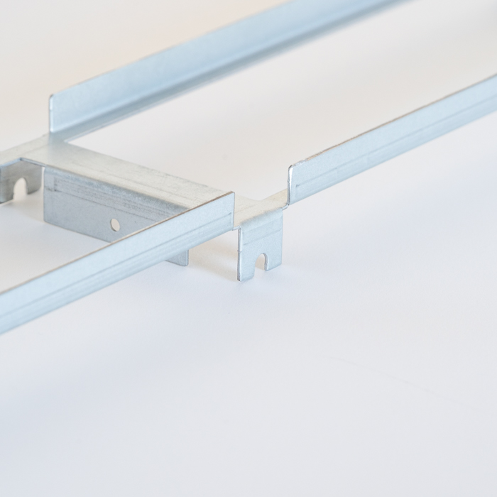 エアトオル専用　スチール受け材