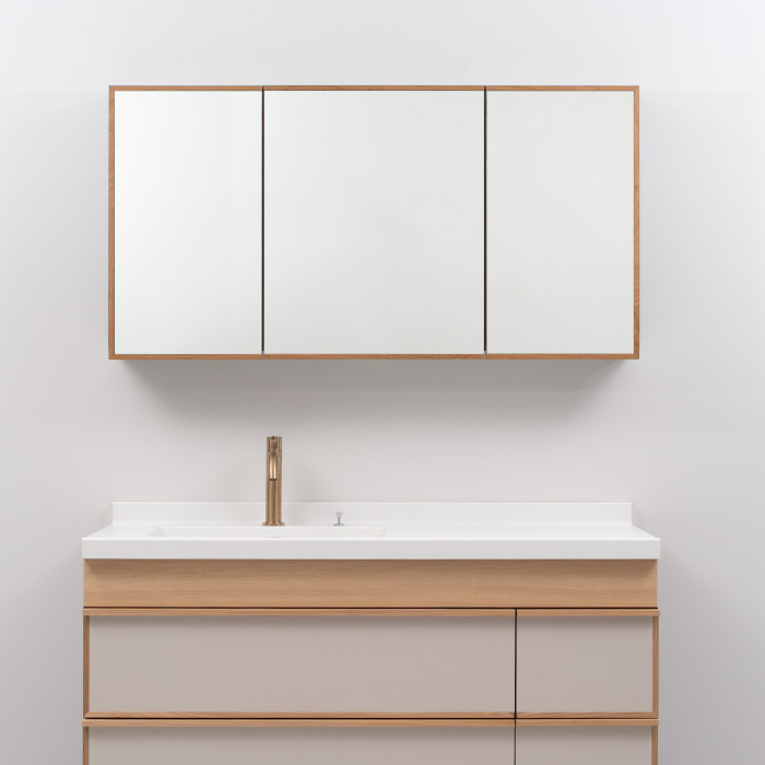 木枠ミラーキャビネット